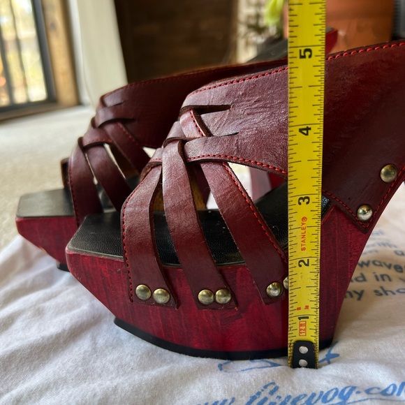 Fluevog RARE Vintage Platform Hi Joan Red--size 9 - Picture 5 of 10
